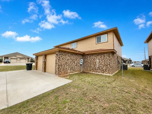 Listing photo thumbnail