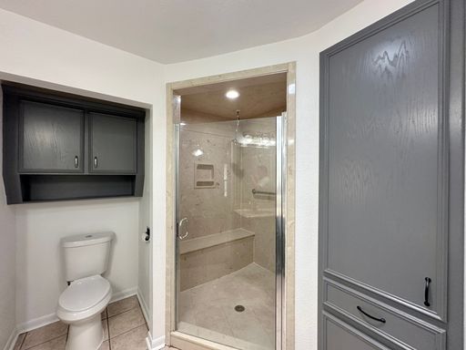 Listing photo thumbnail