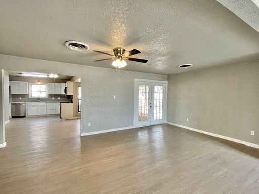 Listing photo thumbnail