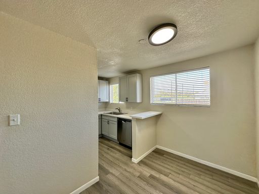 Listing photo thumbnail
