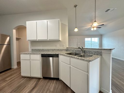 Listing photo thumbnail