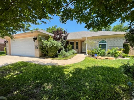 2501 Henry Drive – photo 1