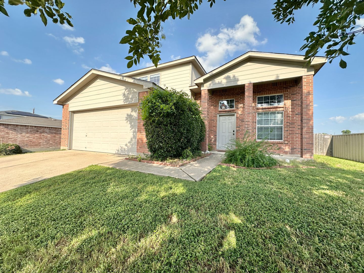Killeen House: 2504 Waterfall Dr