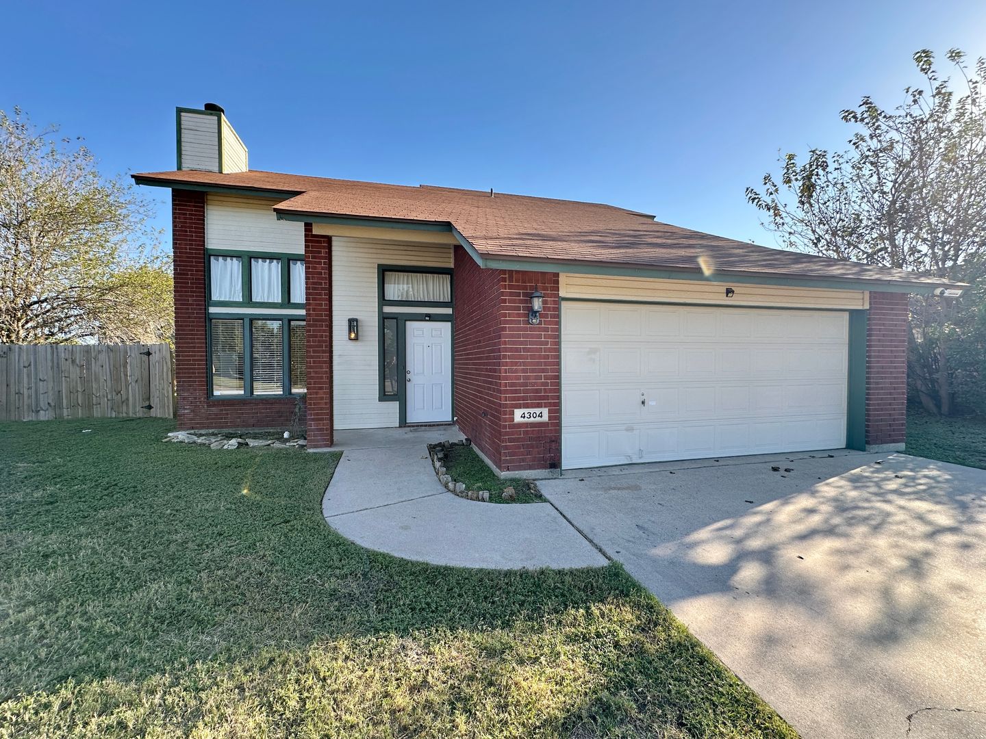 Killeen House: 4304 Vicki Dr