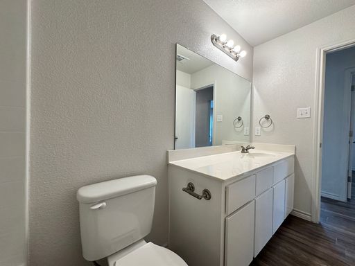 Listing photo thumbnail
