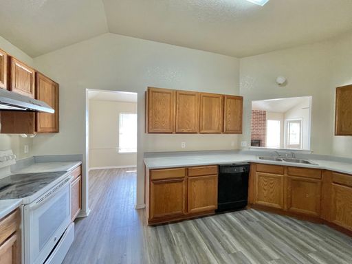 Listing photo thumbnail