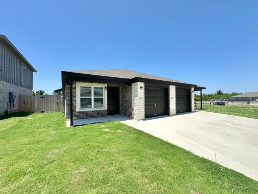 Listing photo thumbnail