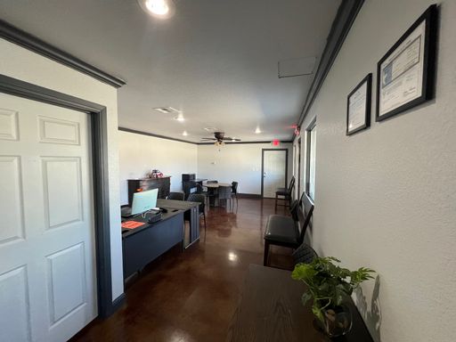 Listing photo thumbnail