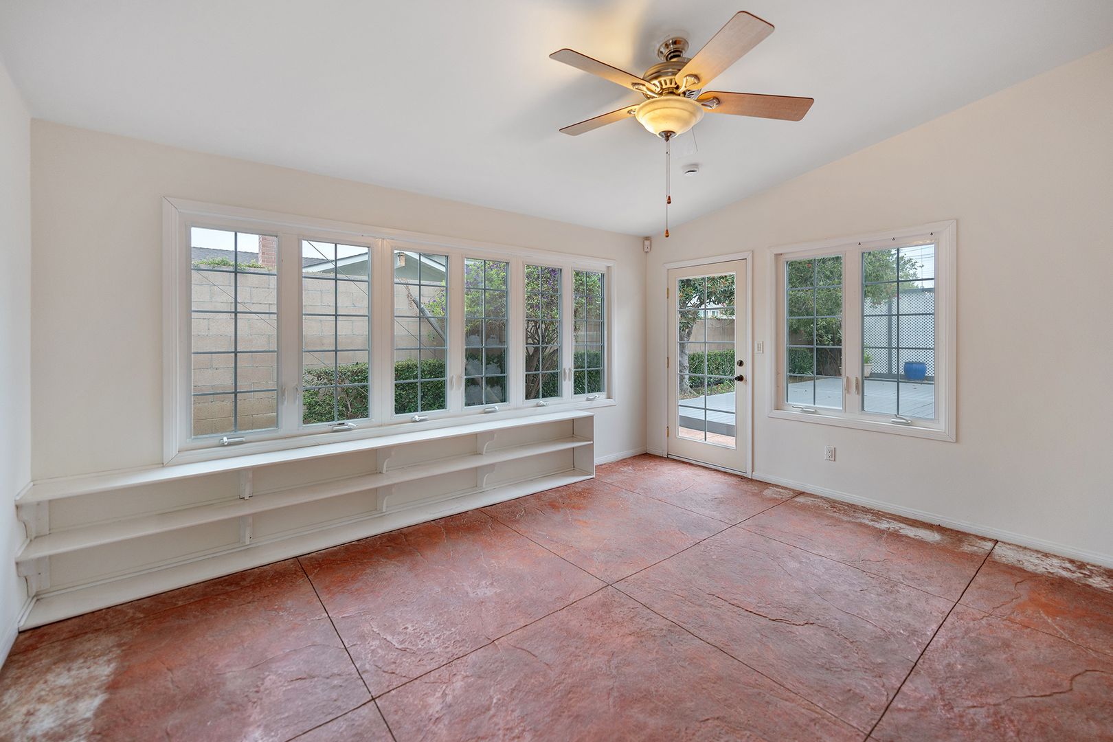 Harwood (1486) North 8 of 12