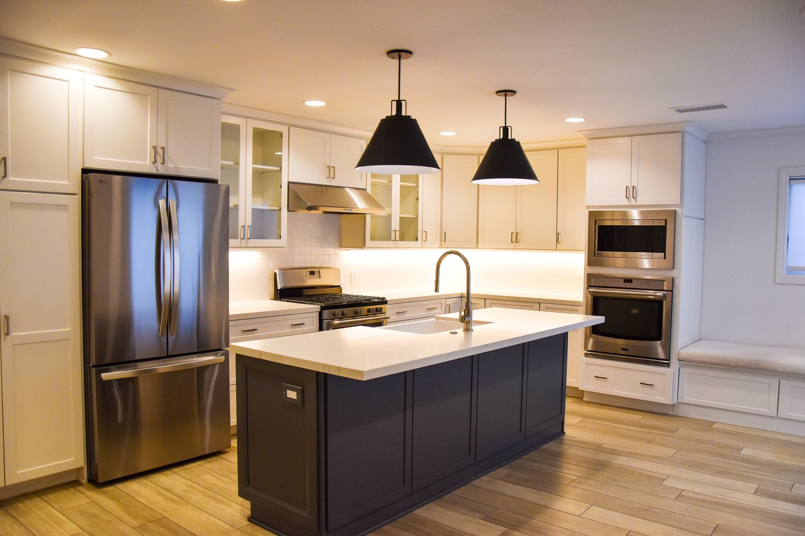 Costa Mesa House: 2135 President Place