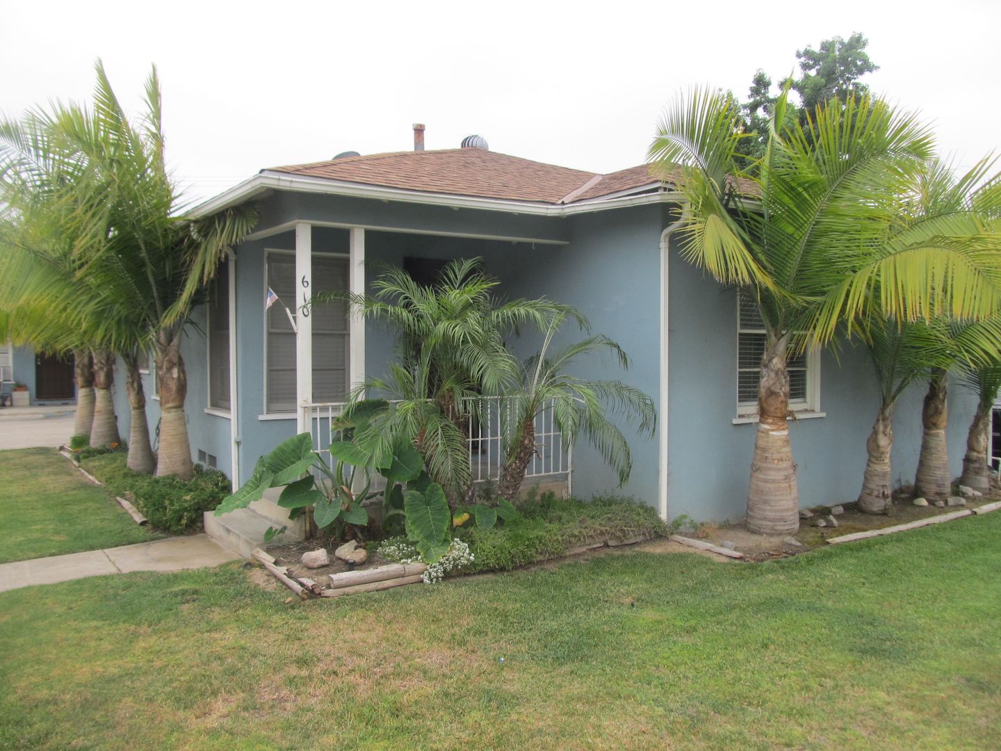 Orange Apartment: 610-612 East Sycamore