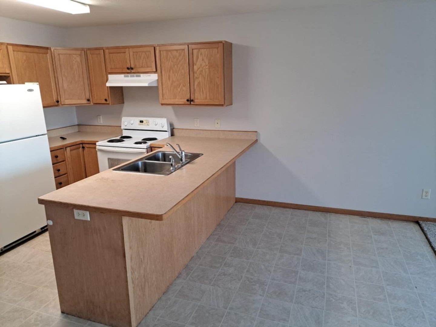 Brainerd Apartment: 2100 Breilly Ct.