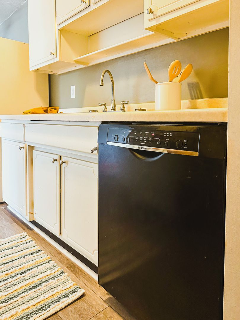 St. Louis Park Apartment: 8300 31st St. W