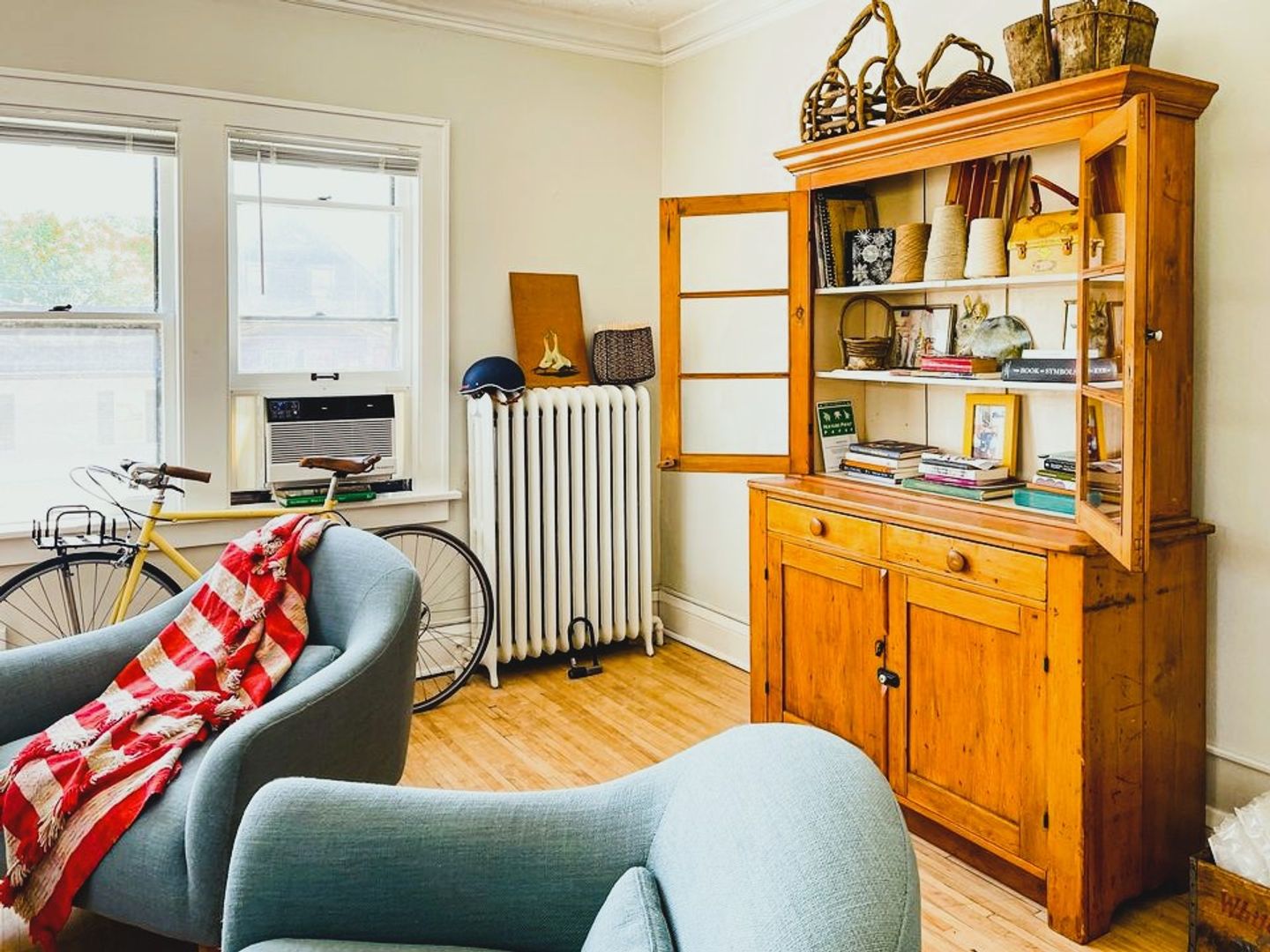 Minneapolis Apartment: 4106 Chicago Ave. S.