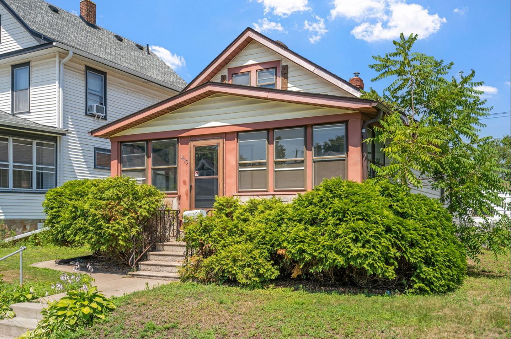 St. Paul House: 1423 Thomas Ave