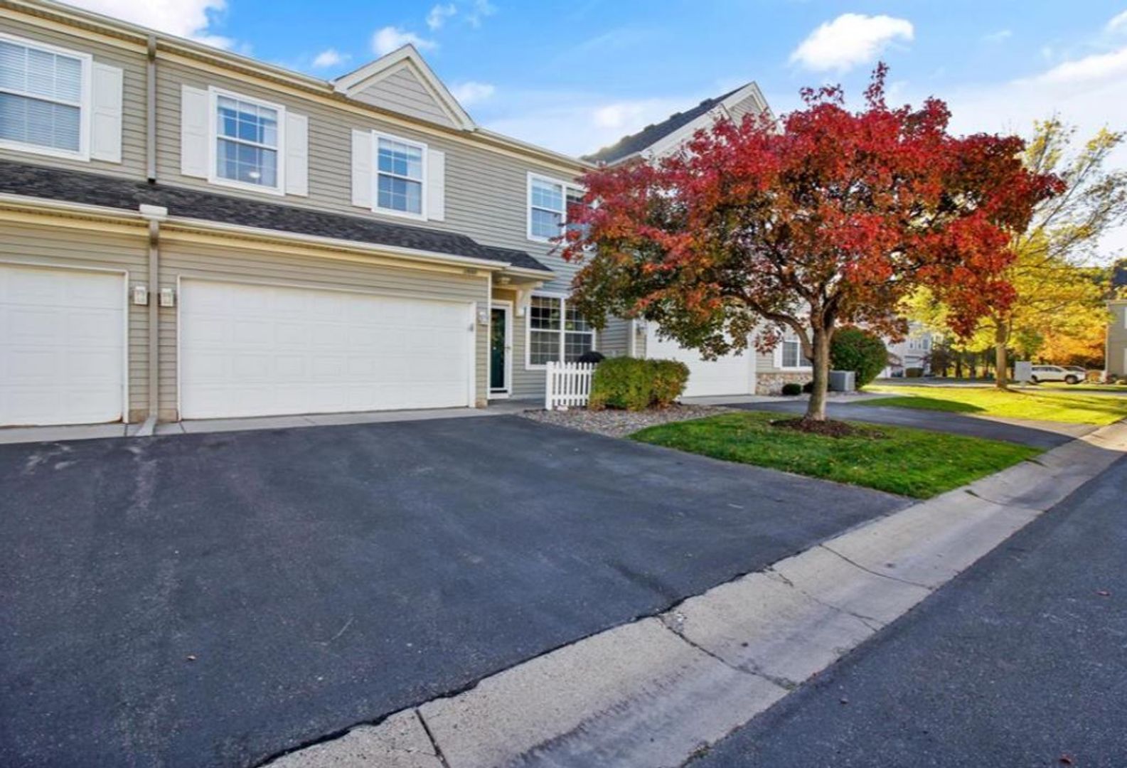 Maple Grove House: 11880 85th Pl. N