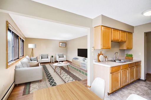 Charming 1-Bedroom Apartment in the Heart of Minneapolis for $1,014 month! – photo 1