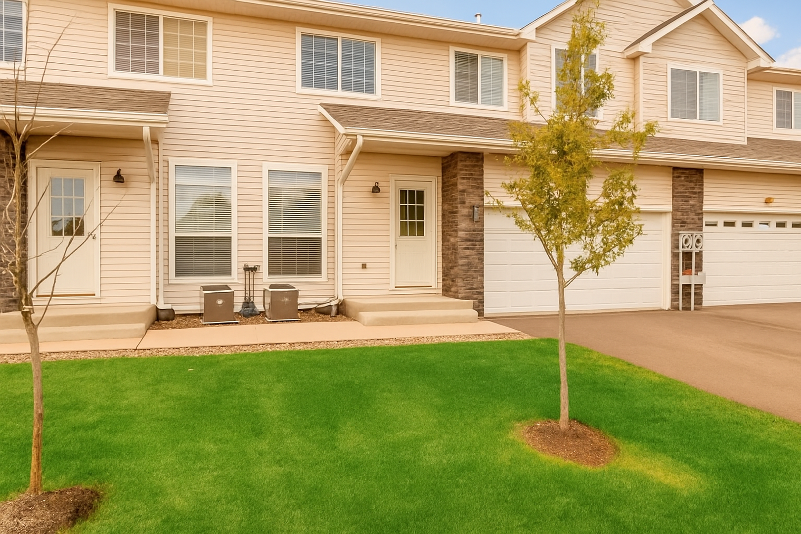 Saint Michael Townhome: 11307 16th St NE