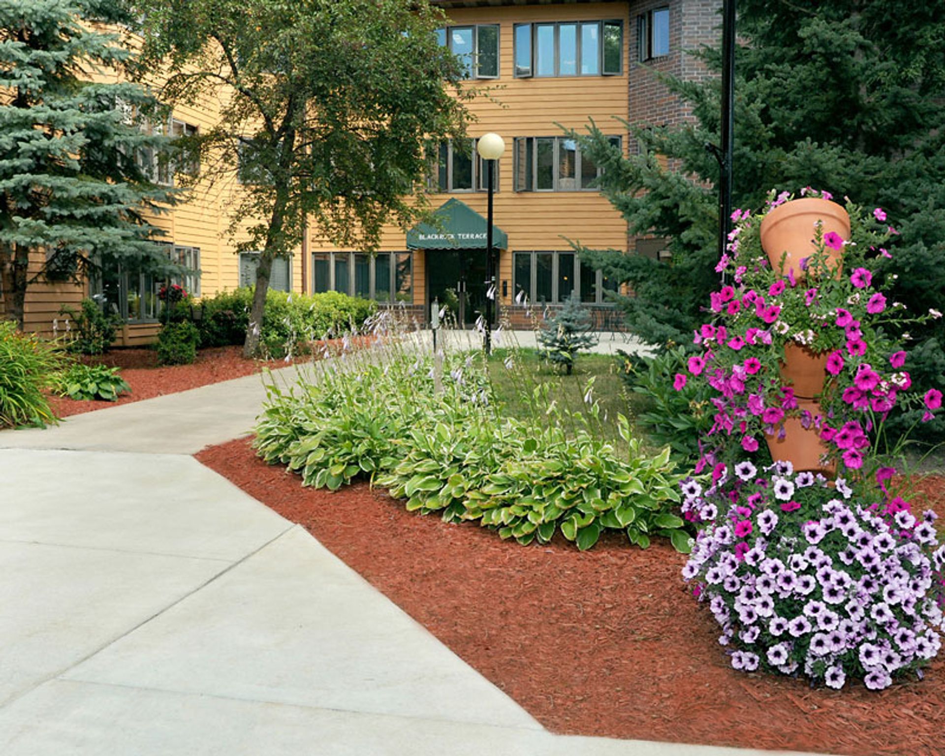 Aitkin Apartment: 315 1st Ave SW