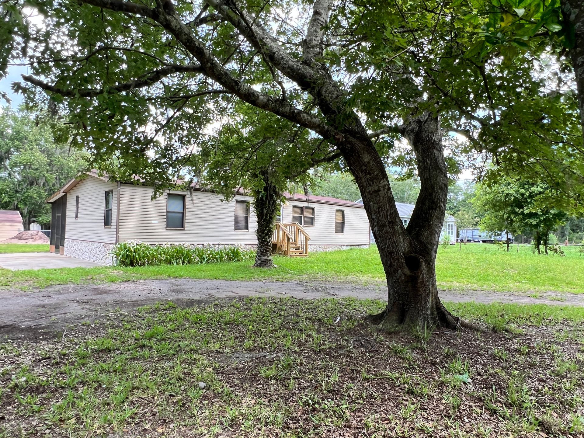 Jacksonville Apartment: 14250 Tiki Lane