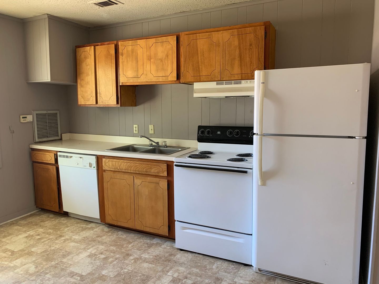 Thomasville Apartment: 429 Wilson Avenue E