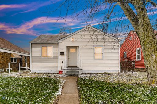 2 Bedroom in Gary – photo 1