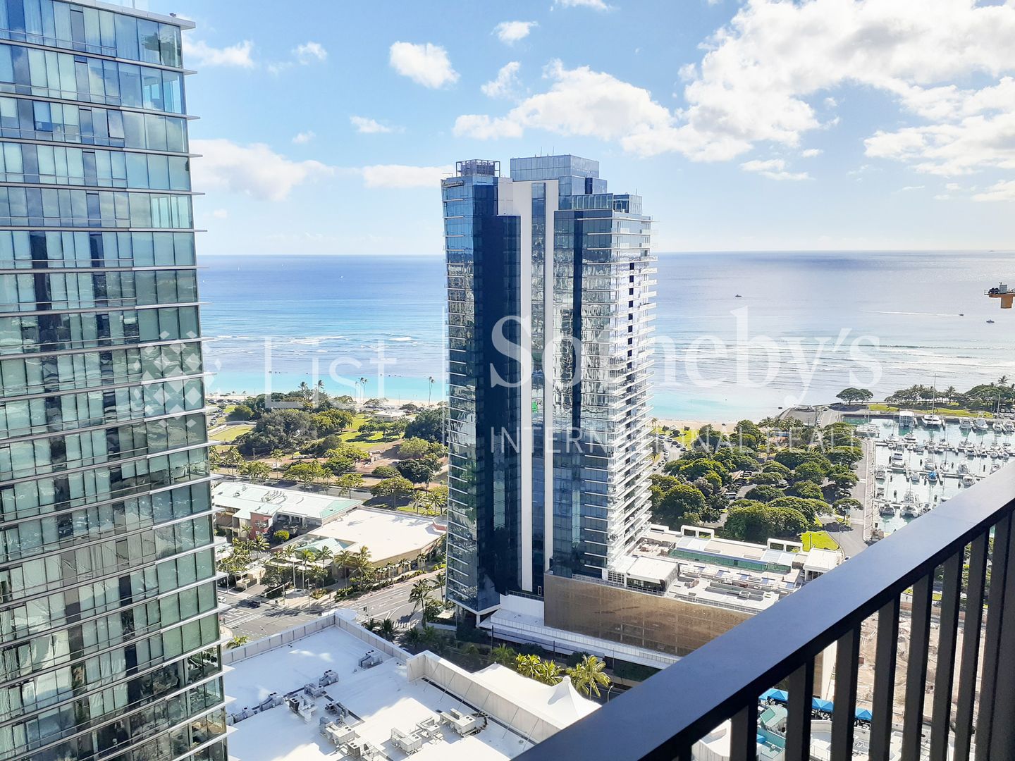 Honolulu Condo: 987 Queen St., #3708