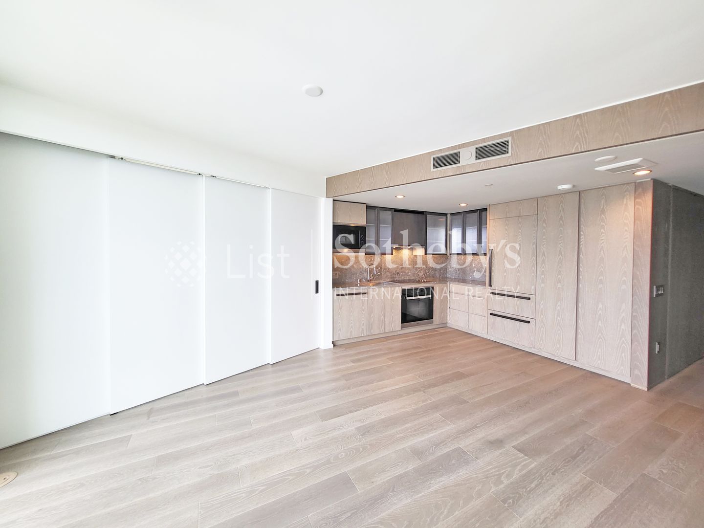 Honolulu Condo: 1000 Auahi St #2003