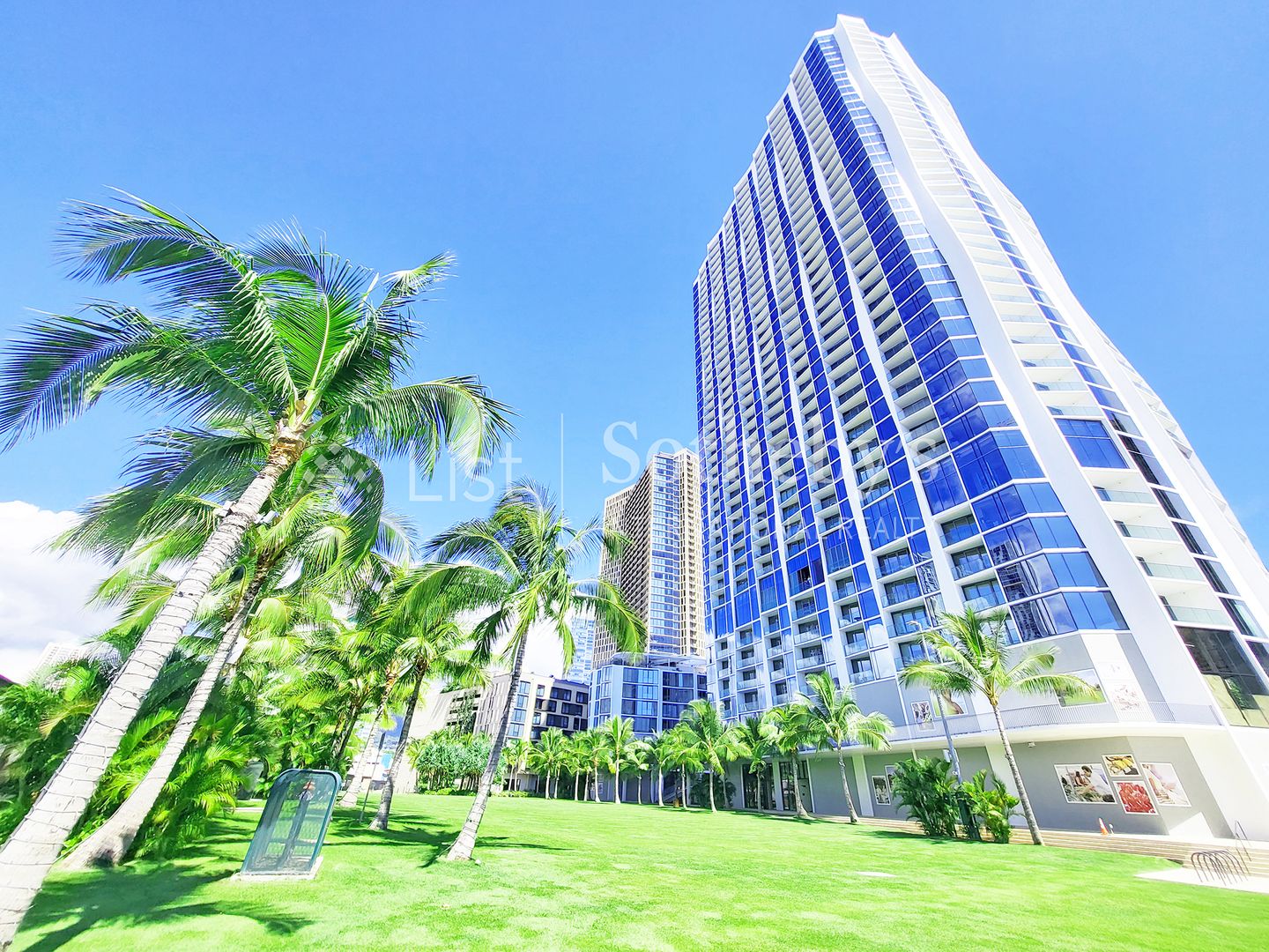 Honolulu Condo: 1000 Auahi St #3301