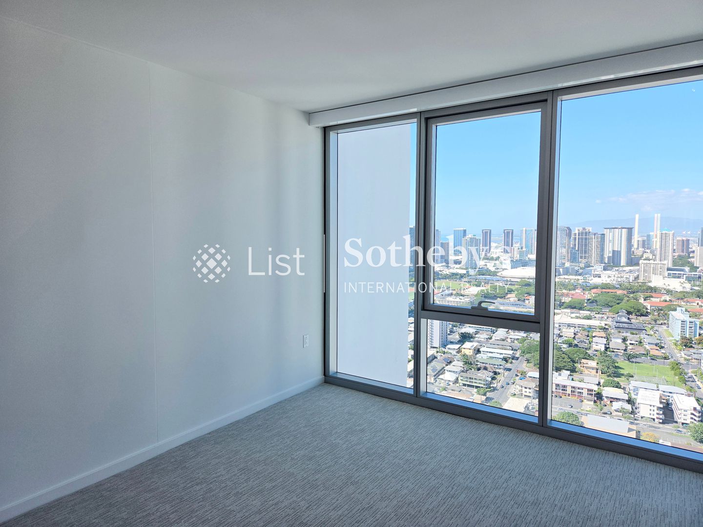 Honolulu Condo: 1500 Rycroft St.