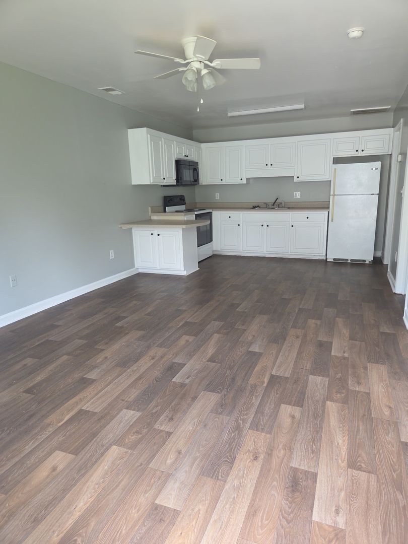 ORANGEBURG Apartment: 123 KEYPORT CT.