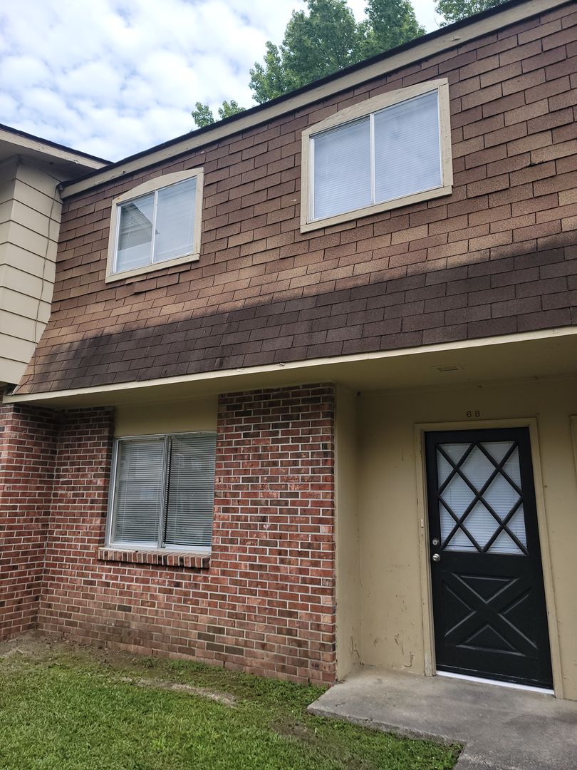 ORANGEBURG Apartment: 901 CORONA DRIVE