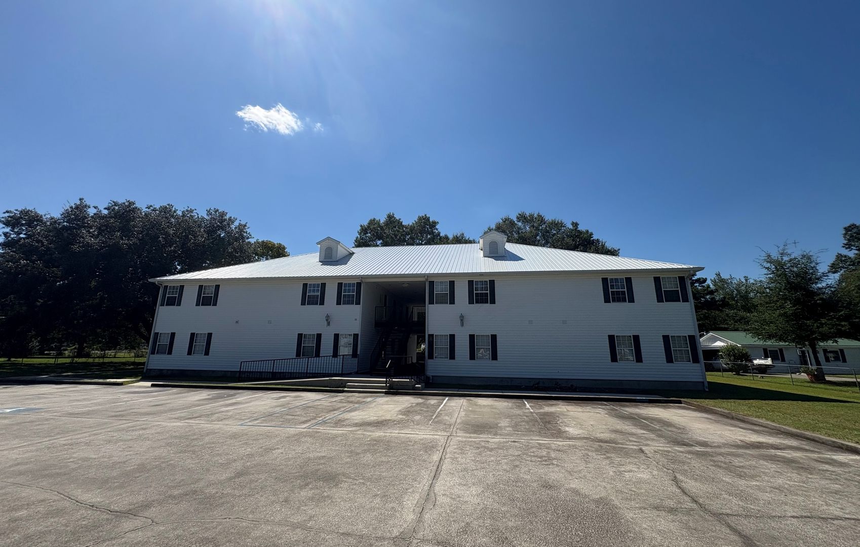 Georgetown House: 53 Nushell Street #103