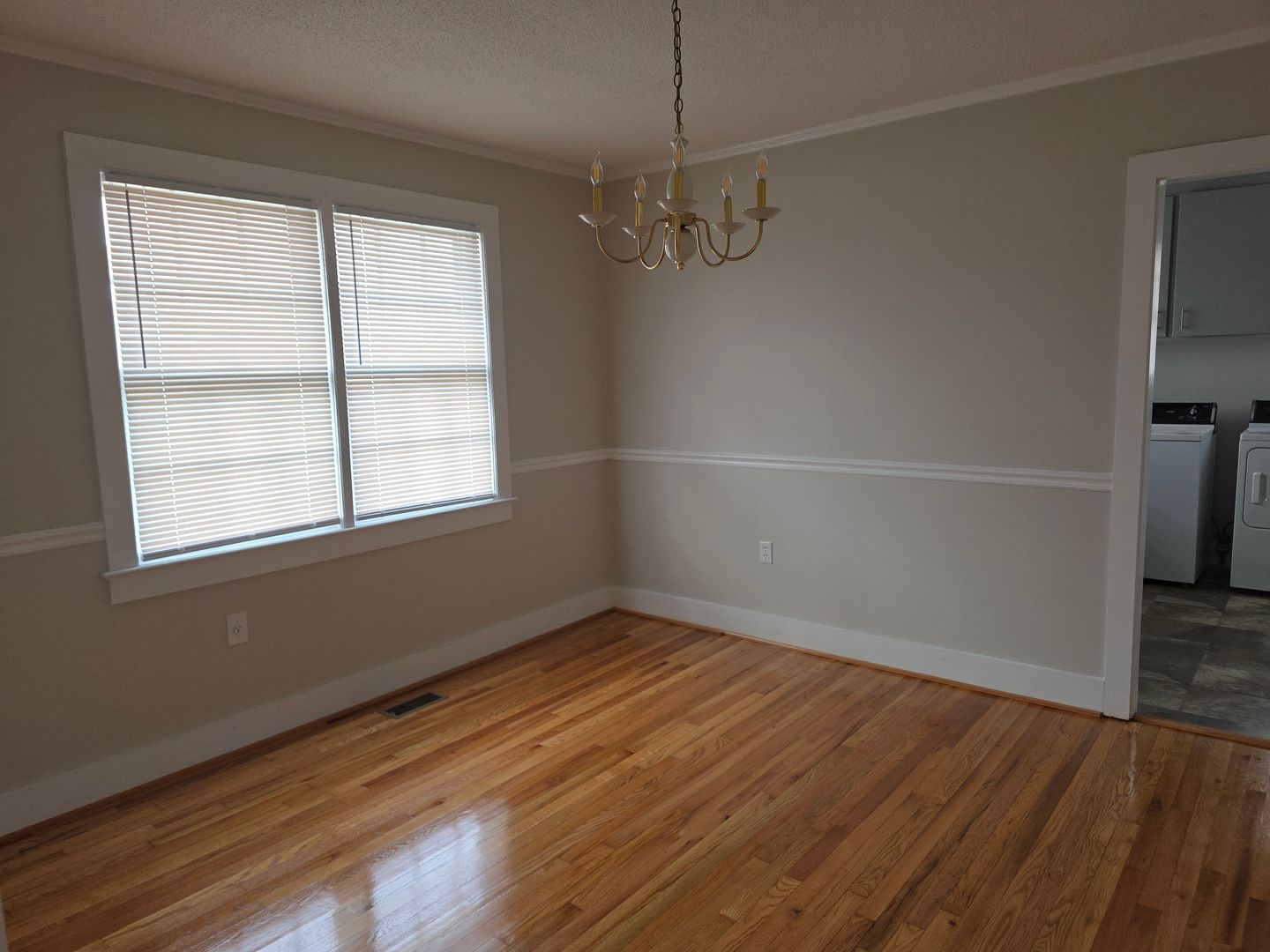 ORANGEBURG House: 1280 ST. MATTHEWS RD