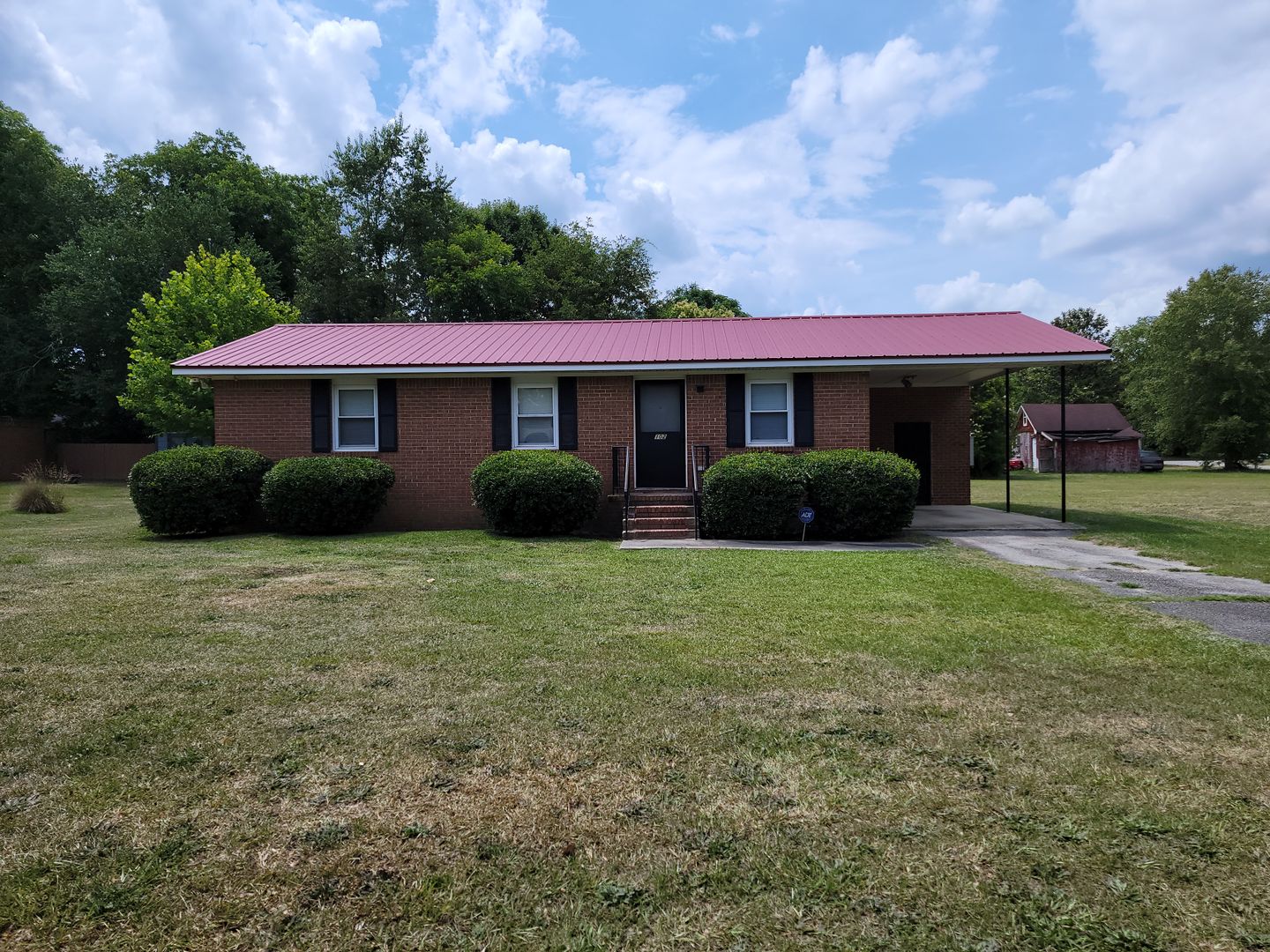 ORANGEBURG House: 102 LOIS PAUL DRIVE