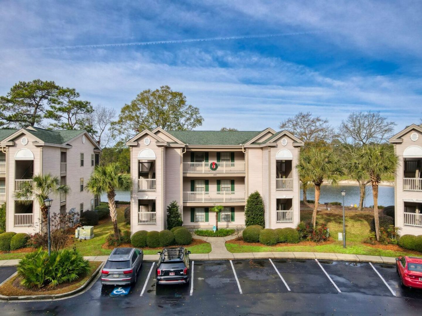 Pawleys Island House: 400 Blue Stem Drive 60E