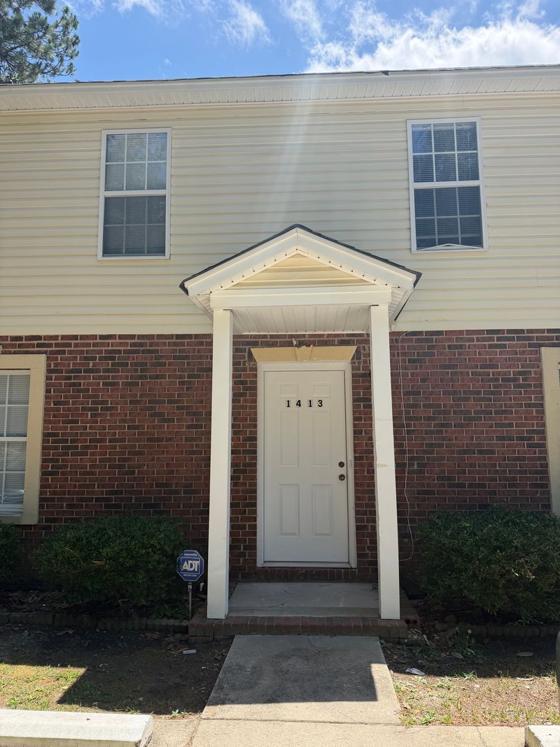 ORANGEBURG Apartment: 1411 WINGATE