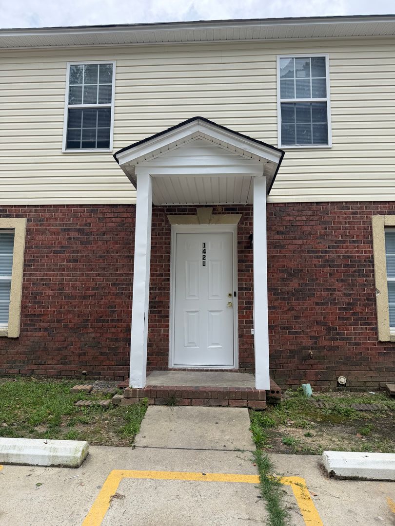 ORANGEBURG Apartment: 1411 WINGATE