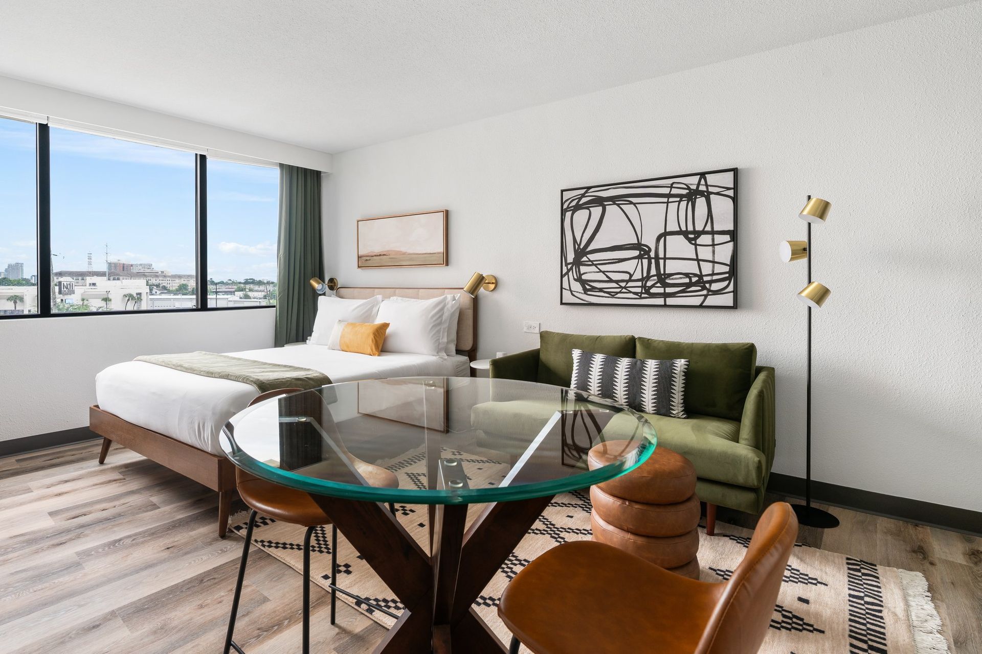 Houston Apartment: 2828 Southwest Fwy
