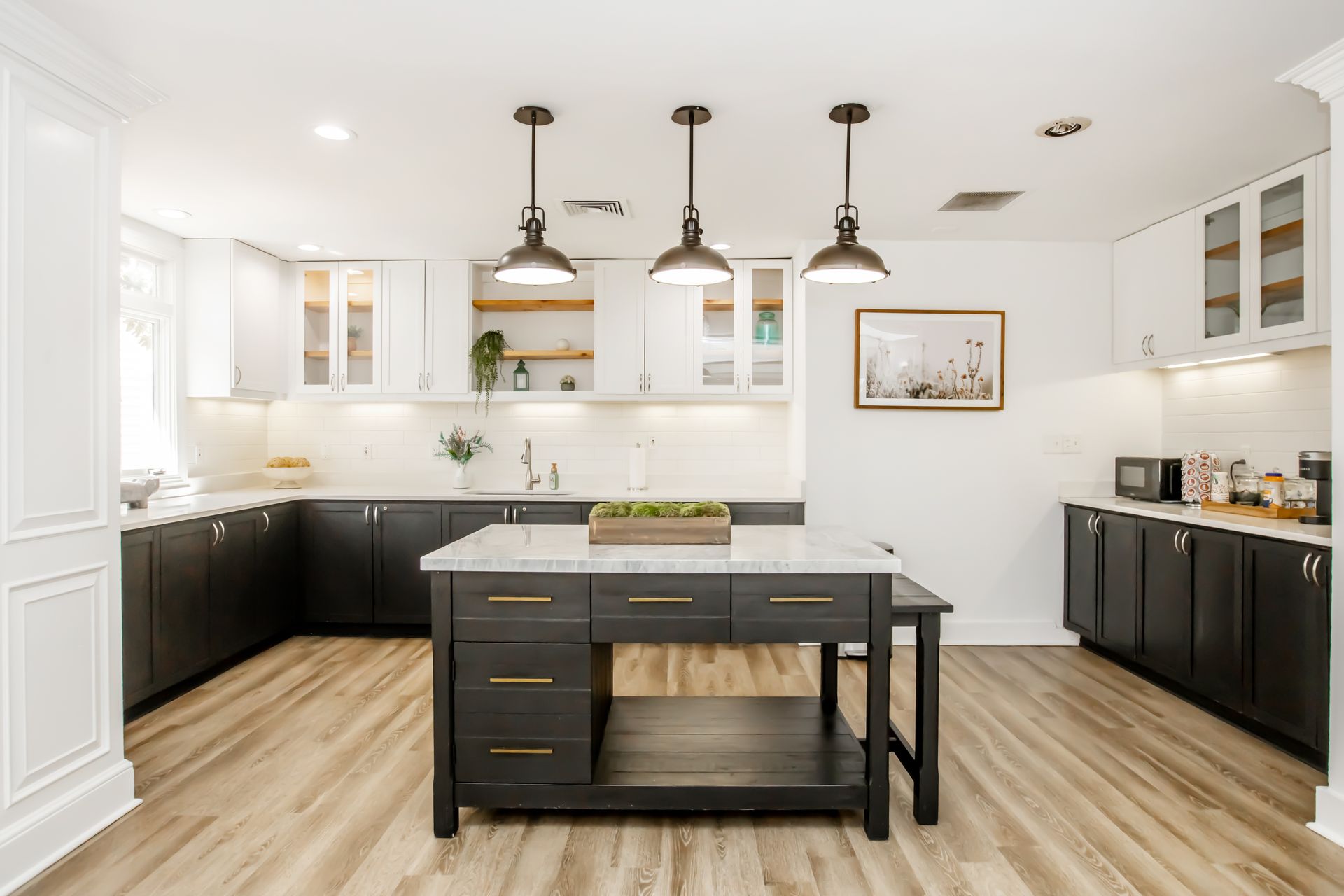 Charlotte Apartment: 8340 N Tryon St