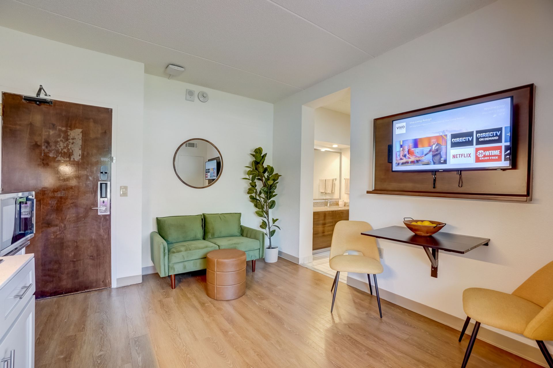 Raleigh Apartment: 4400 Capital Blvd