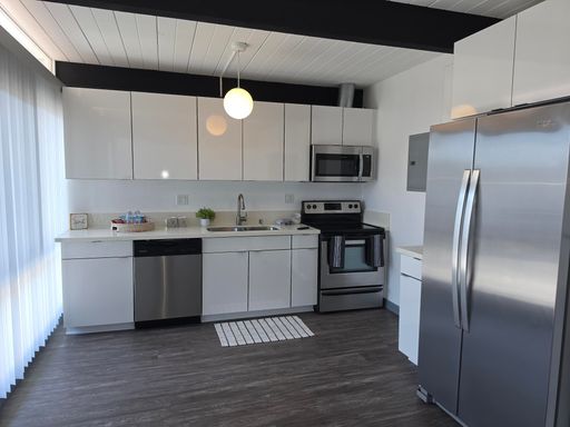 The Parsons | 2 Bed 2 Bath | Upstairs – photo 1