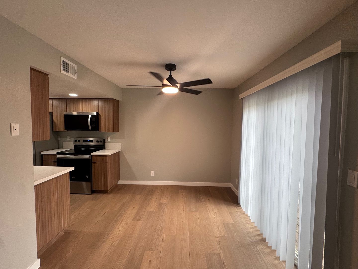 Riverside Apartment: 3957 Pierce Street