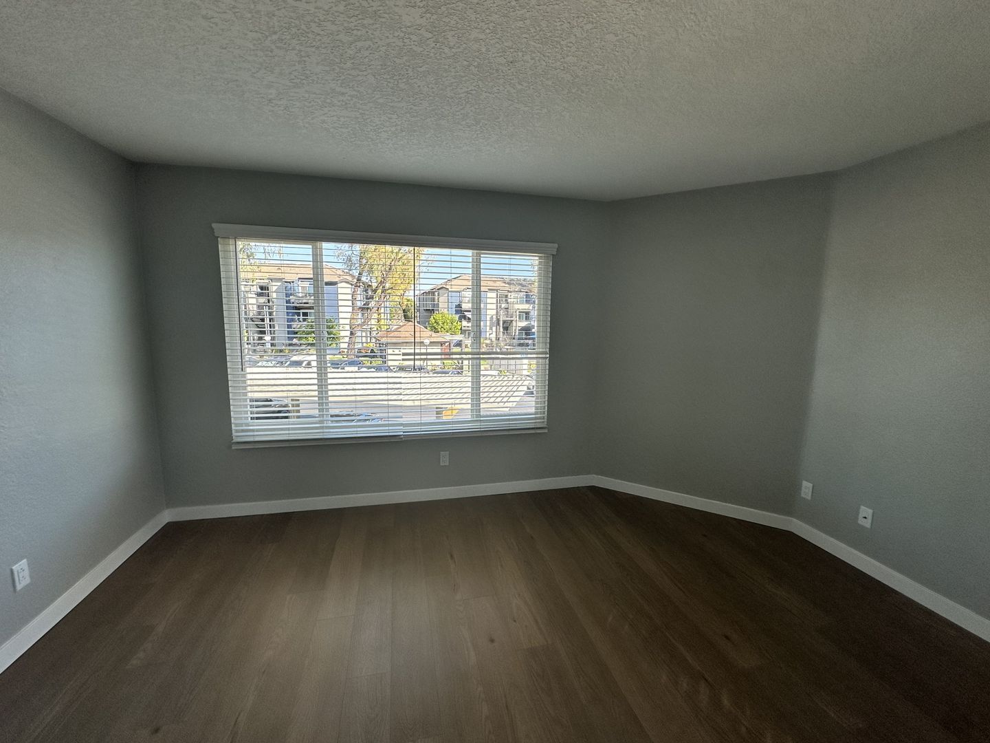 Santa Ana Apartment: 2111 W. 17th Street