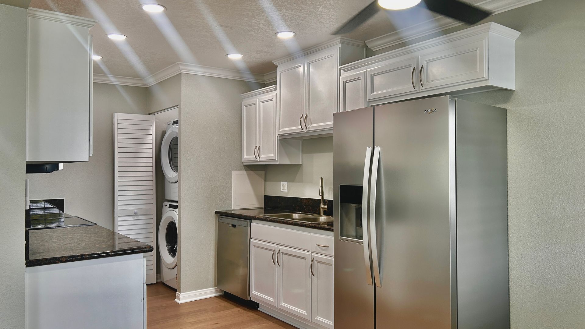 Bellflower Apartment: 14500 McNab Avenue