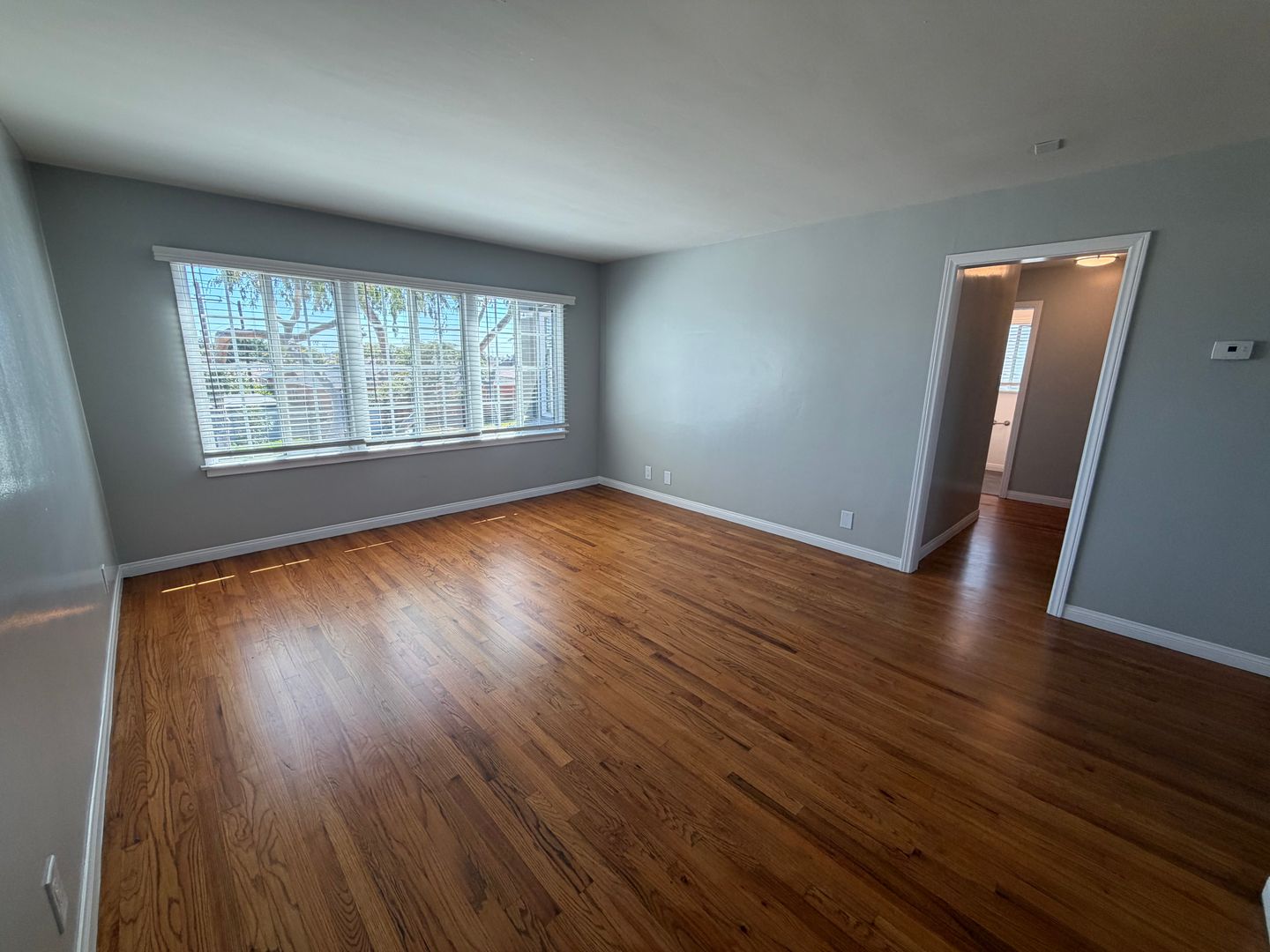 Montebello Apartment: 336 N. Garfield Avenue