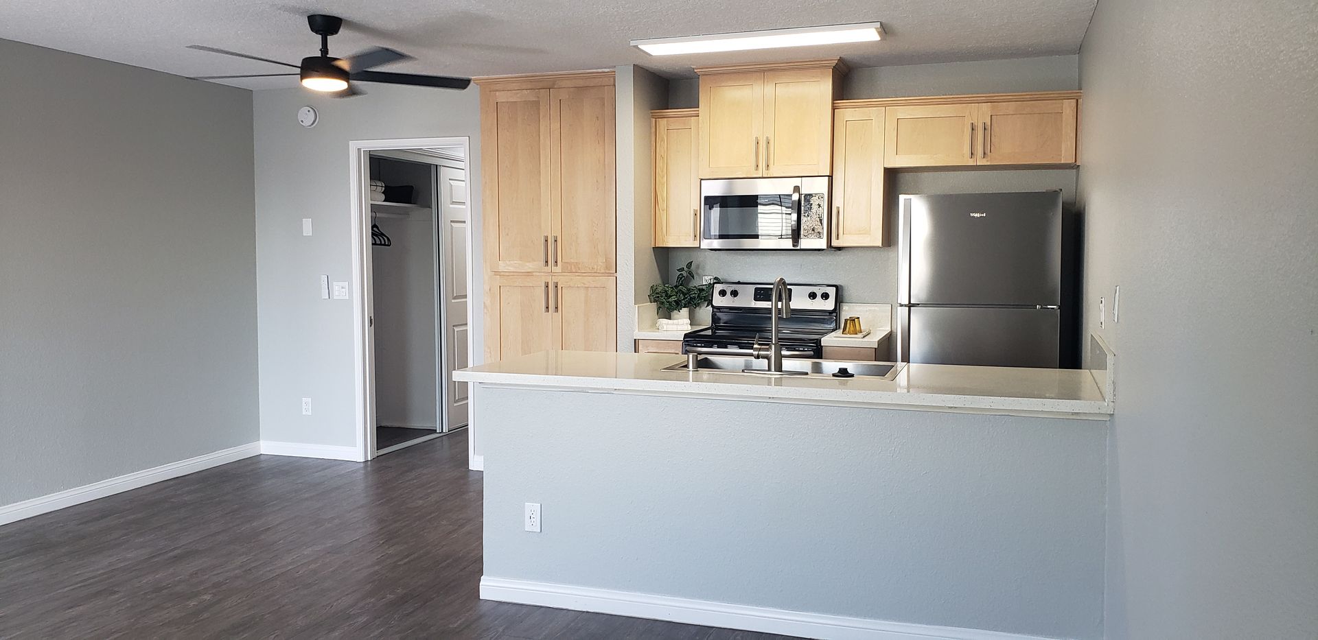 La Habra Apartment: 600 N. Harbor Blvd.