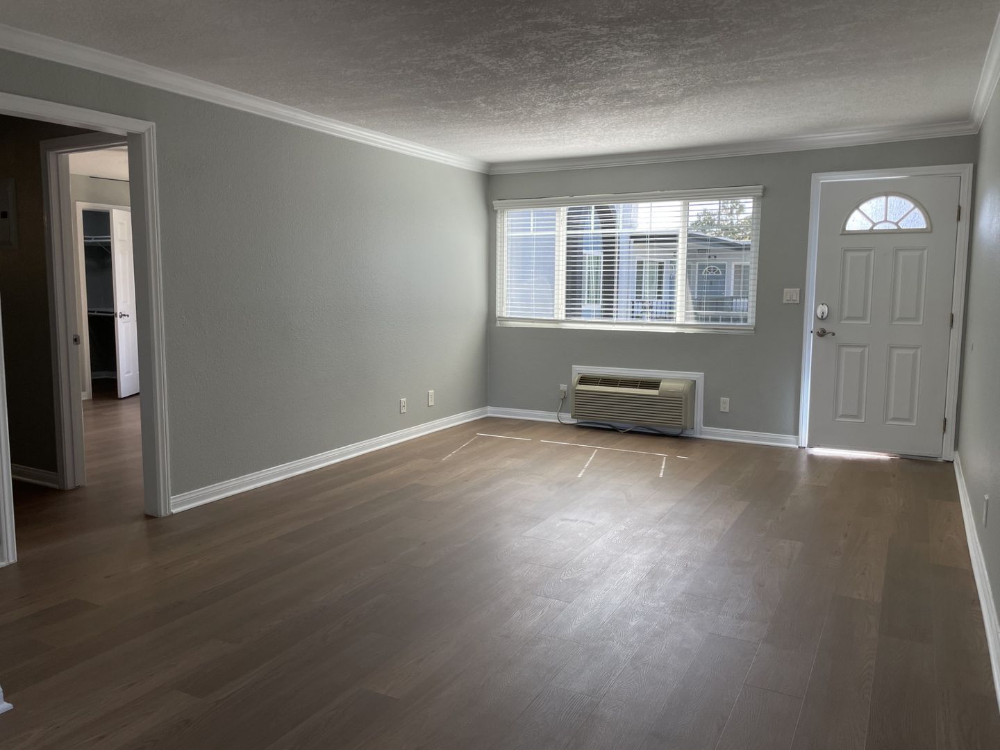 Anaheim Apartment: 201 S. Magnolia Avenue