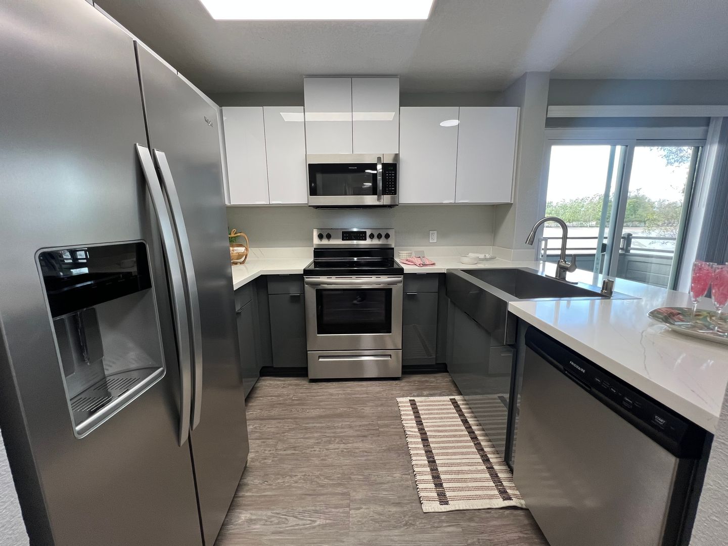 Santa Ana Apartment: 2111 W. 17th Street