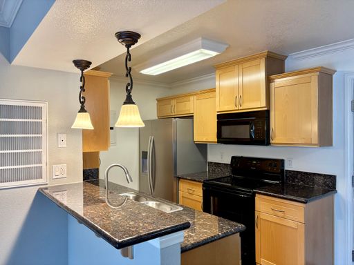 Beachwood | 2 Bed 2 Bath | Upstairs – photo 1